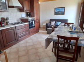 2 Bedroom, 1 Bath apartment near the sea